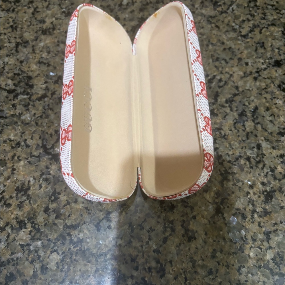Gucci Red Logo Pattern Eyeglass Case - Picture 5 of 6